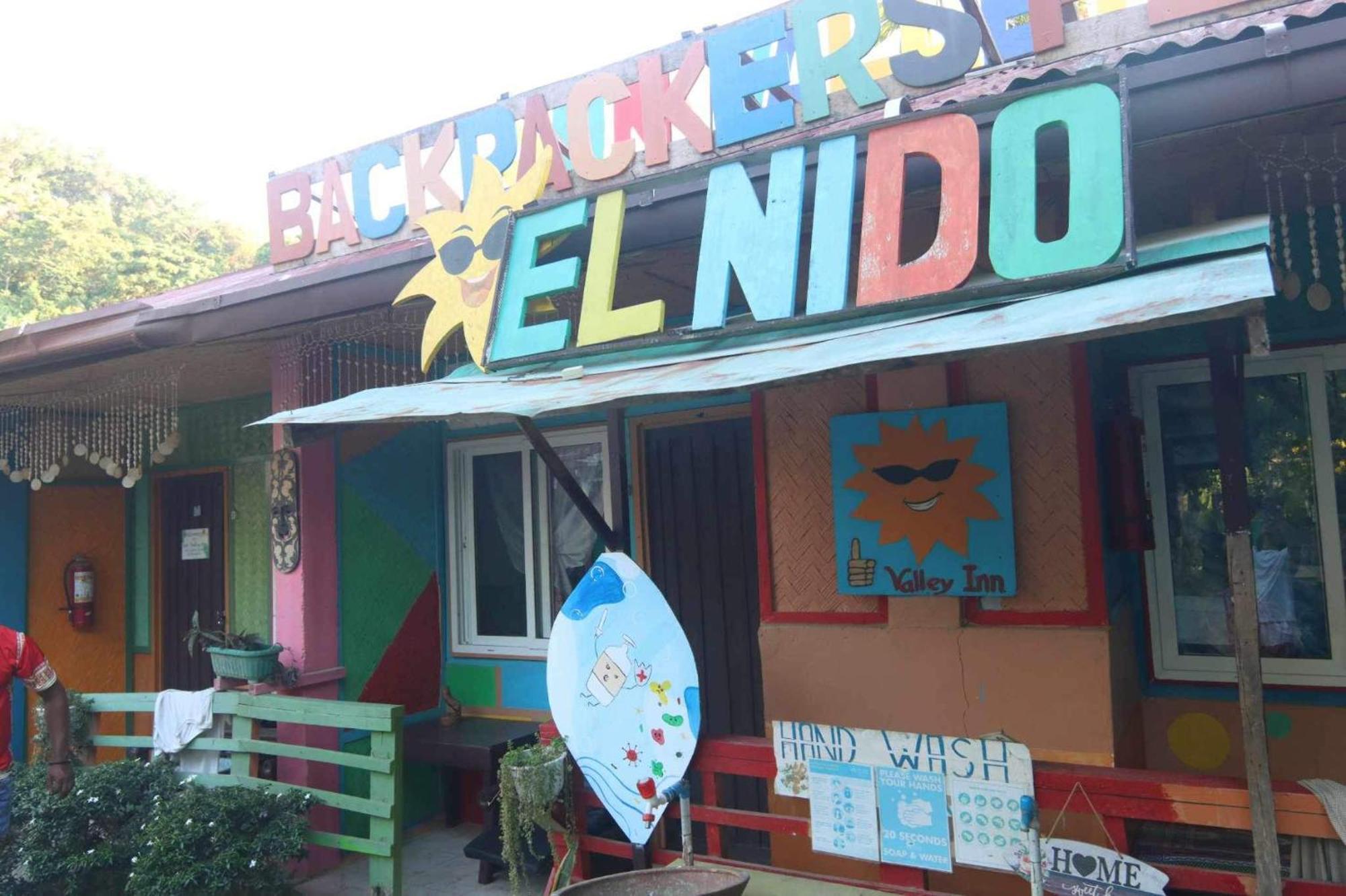 Sun Valley Backpackers Inn El Nido Exterior foto
